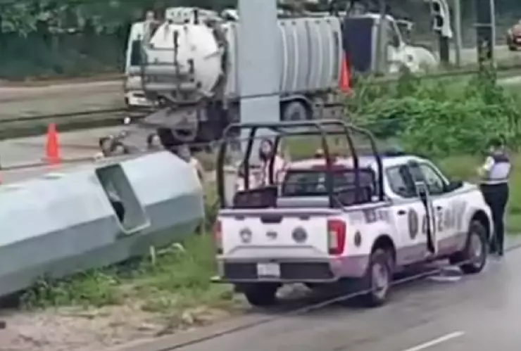 ¡ÚLTIMA HORA! Localizan a niña abandonada dentro de tubos de construcción en la Región 259 de Cancún