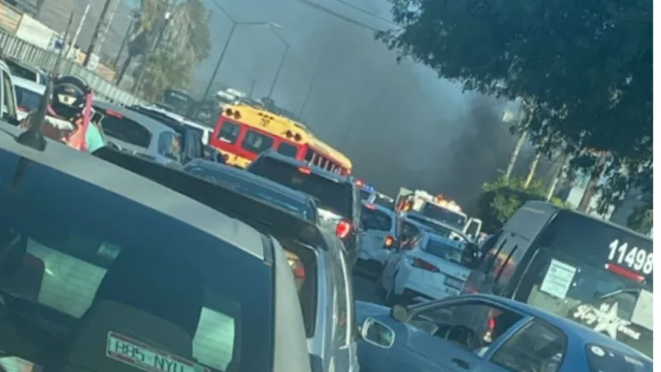 Incendio de un local en Tijuana en la zona de la 5 y 10