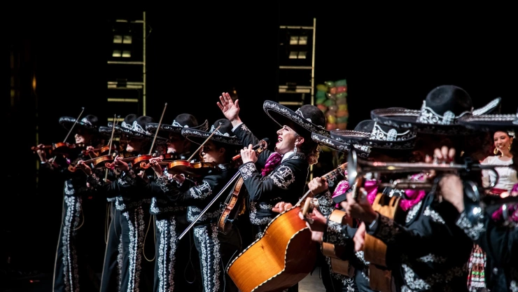 MARIACHI_ X_ Mariachi Femenil Nuevo Tecalitlán