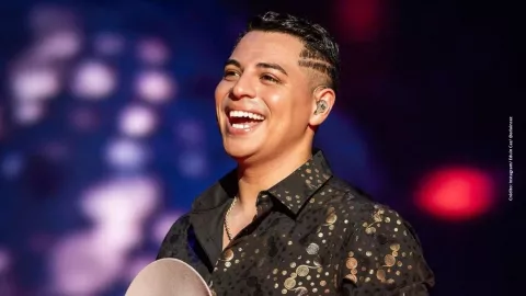 Ella es la nueva integrante de la familia de Eduin Caz de Grupo Firme.