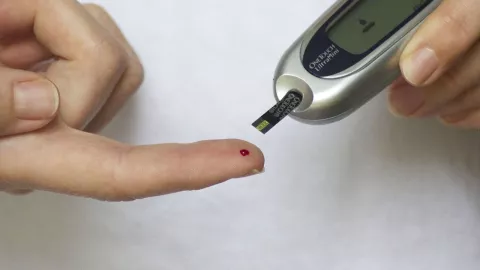 Diabetes: ¿Cuánto de azúcar en sangre debería tener y cuáles son los niveles altos?