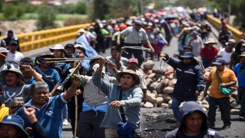 Periodistas en la mira, la violencia se apodera de Bolivia.jpg