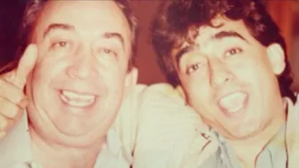 No hay duda de que Adal siempre ha sido una persona que puede transmitir mucho por medio de su carisma y gesticulación. ¿Qué te parece este look?