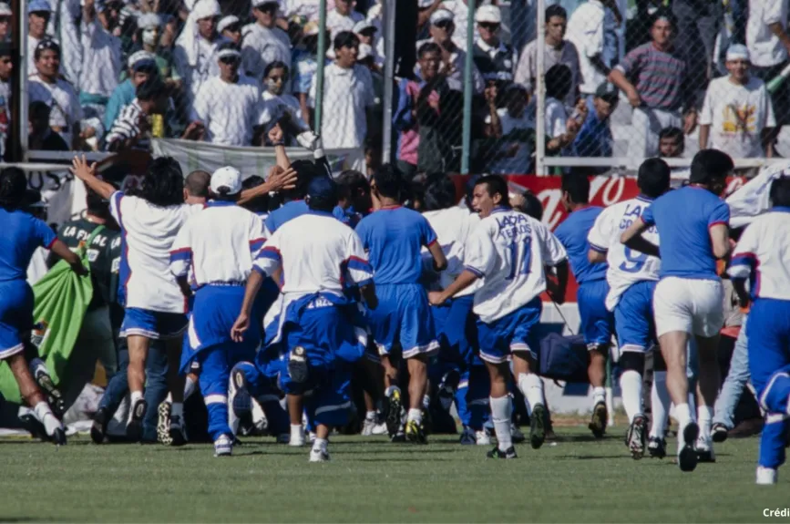 13 cruz azul campeón 1997 final león.jpg