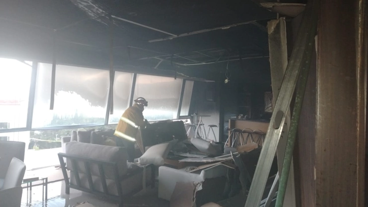 Bomberos atienden flamazo en la alcaldía Miguel Hidalgo en CDMX