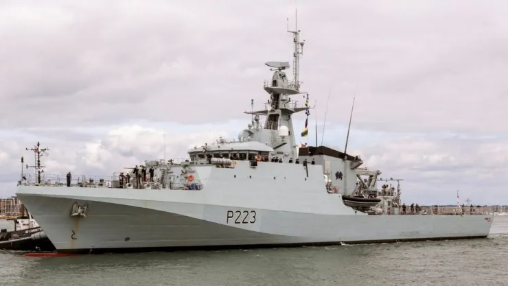 Buque de guerra HMS Medway fue reportado por el gobierno de Argentina