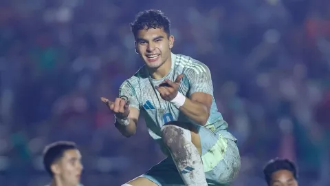 Stephano Carrillo - Instagram.jpg