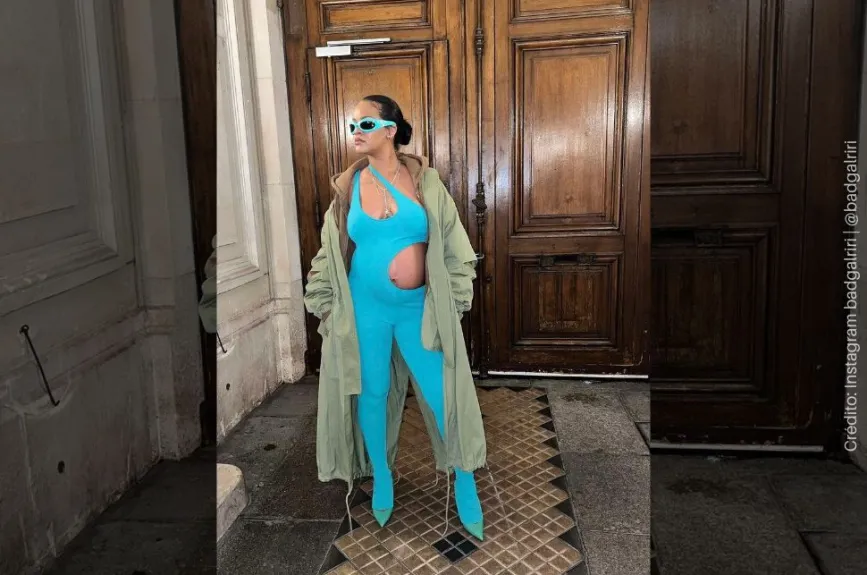Rihanna lentes azules.jpg