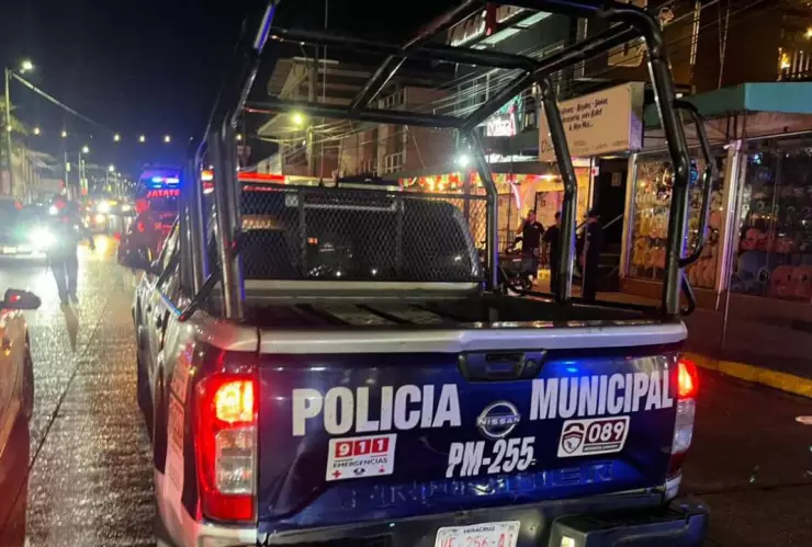 Atacan a disparos establecimiento en Poza Rica.