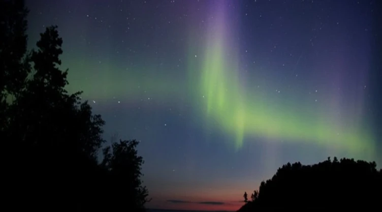 ¿Dónde y por qué se vieron auroras boreales del 3 de octubre?