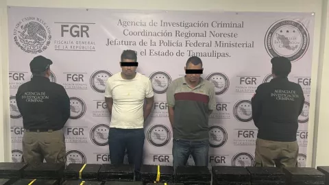Decomiso de armas y drogas durante operativo en Sinaloa