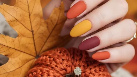 Ideas de uñas para otoño 2025