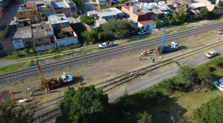 Cinco estaciones del tren Querétaro-Irapuato pasarán por Guanajuato