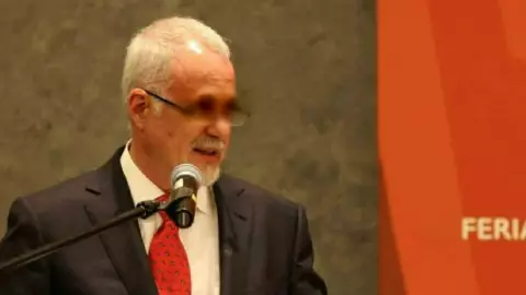 Raúl Padilla, ex director de la U de G se SUICIDÓ en su casa