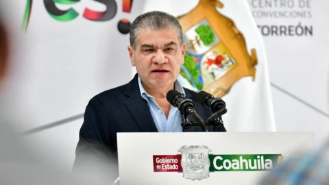 ¿Cuánto gana el gobernador Miguel Riquelme Solís?