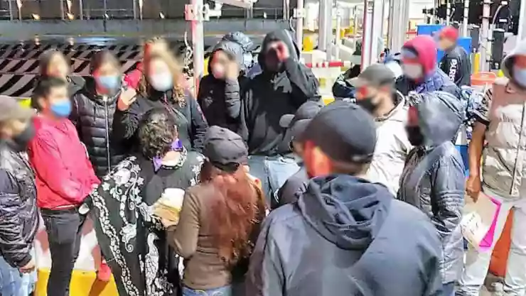 manifestacion estudiantes normalistas.jpg