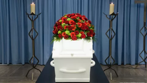 Asesinan a padres durante velorio de su hijo.