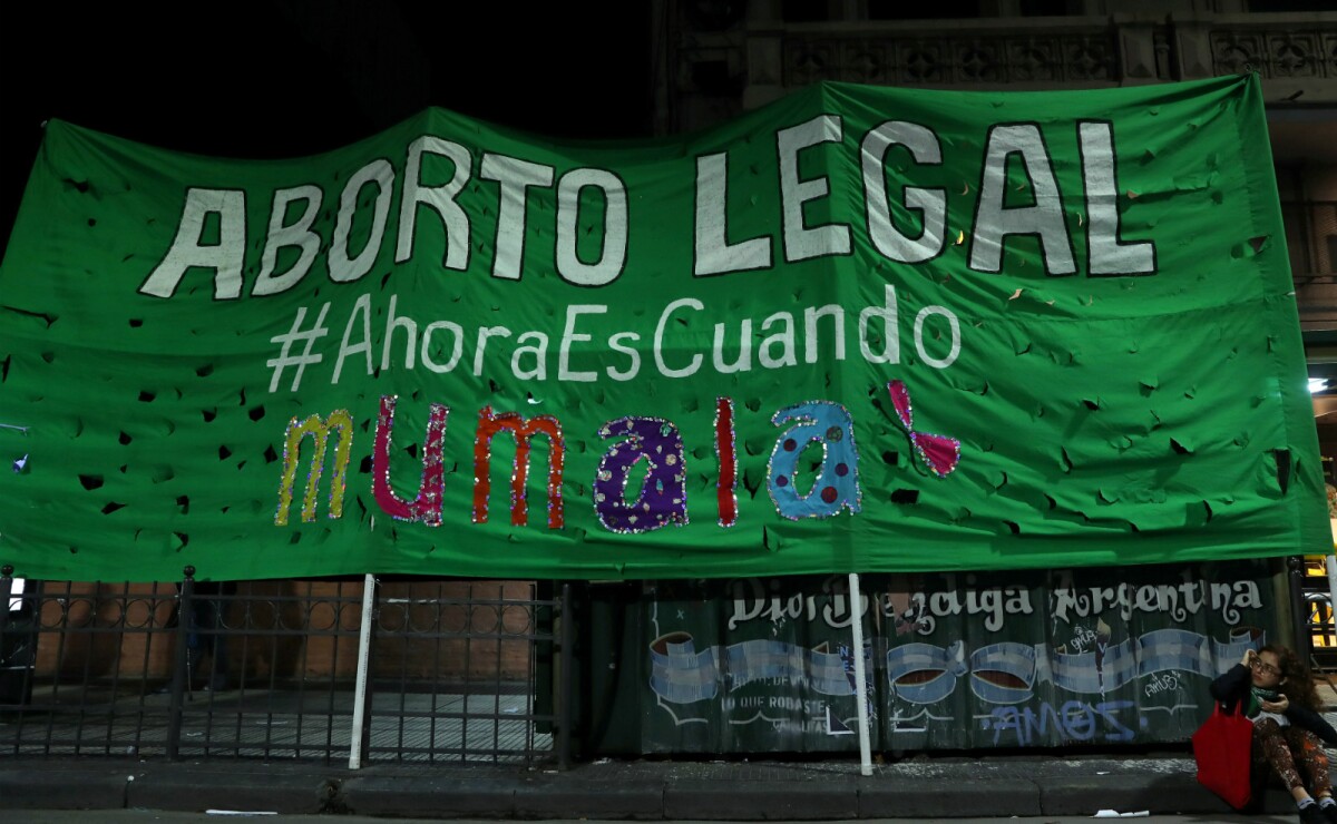 SCJN avala aborto sin permiso de padres en caso de violación a menores