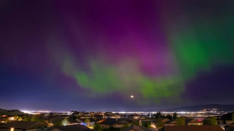 Las auroras boreales se producen como parte de las tormentas solares