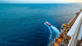 pasajero mayor cayó por la borda del crucero Disney Wonder