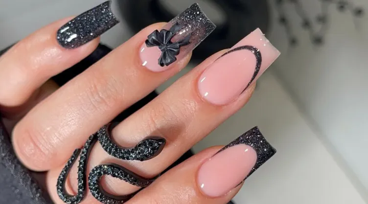 Uñas francesas micro con textura