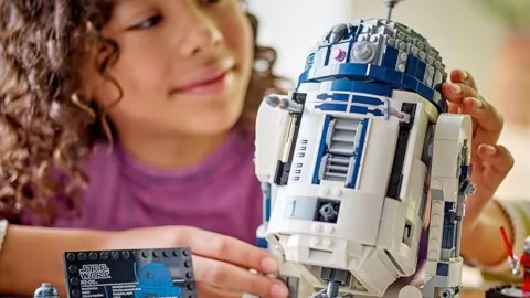 Lego Star Wars R2-D2 en descuento 2025