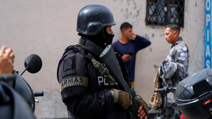 El presidente de Ecuador decretó estado de excepción tras hechos violentos ocurridos en el país.