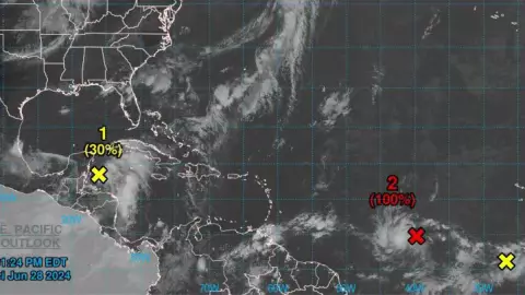 Zona de baja presión en el Atlántico ya tiene 100% de probabilidad para desarrollo ciclónico_ Conagua