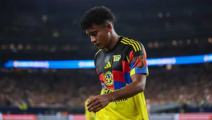 Isaías Violante en el América