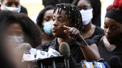 jacob blake hermana ataque cambio .jpg