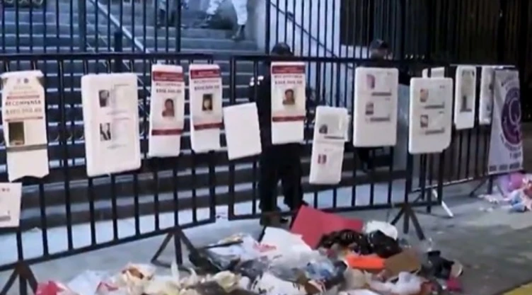 Madres Buscadoras plantón Secretaría Gobernación Noche de accidentes e incendios CDMX.