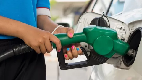 Precio de la gasolina en La Laguna Jueves Santo 17 de abril del 2025.jpg
