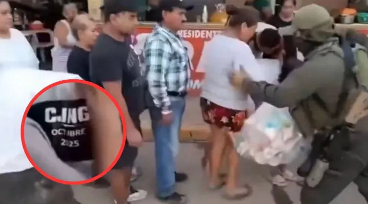 CJNG reparte víveres en Veracruz.