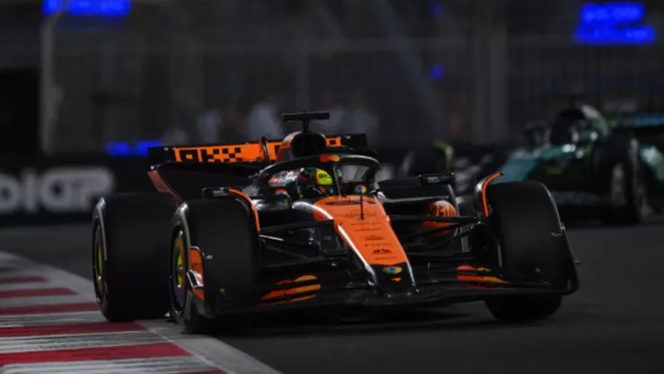 McLaren presenta monoplaza para la F1 2025