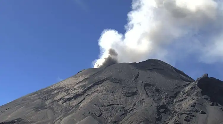 alerta-ceniza-volcan-popocatepetl (1).jpg
