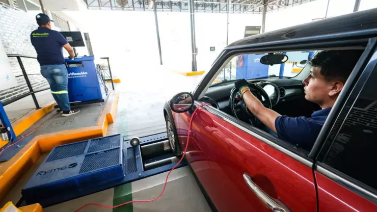 Verificación vehicular en Edomex.