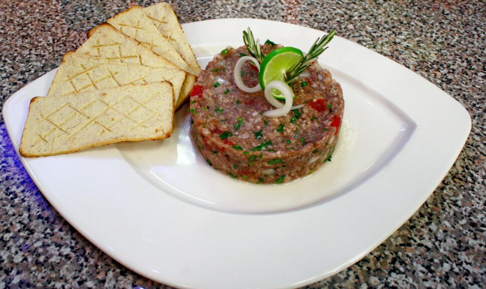 carne tártara, que hay de comer