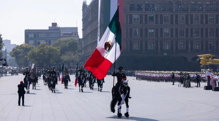 Desfile Zócalo 2026: Cierres viales.