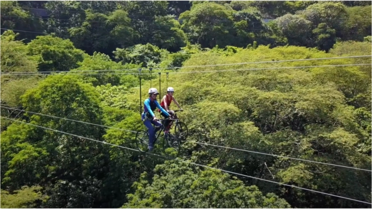 El Pueblo Mágico para subirte a una bicicleta aérea a unas horas de Aguascalientes