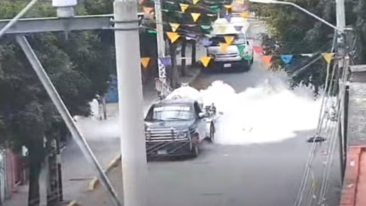 Pipa registra fuga de gas en Chimalhuacán, Edomex