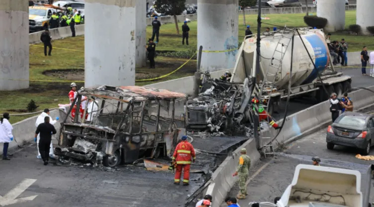 Explosión de pipa de gas en Iztapalapa