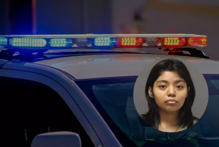 Patrulla de policía y foro de Marlene Rodríguez, acusada de apuñalar a su hermano en Nueva Jersey.