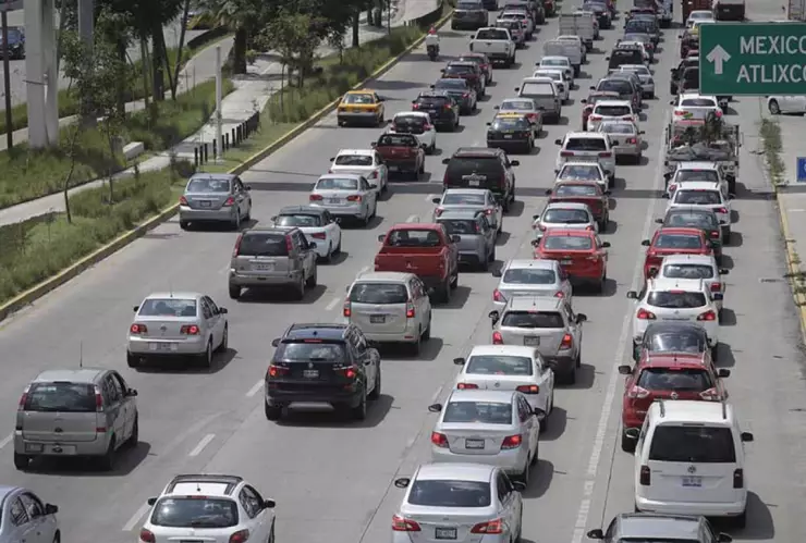 Estos son los autos de CDMX y Edomex están obligados a tramitar el Pase Turístico en Puebla.