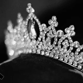 Muere querida reina de belleza tras ser impactada por un rayo; esto se sabe