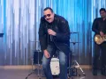 Pepe Aguilar cantando..jpg