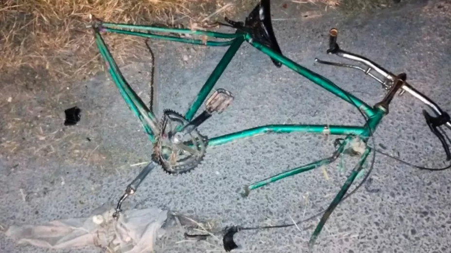 ¡Terrible! Ciclista muere aplastado por un tráiler en la carretera 45 norte