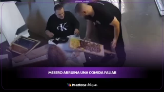 VIRAL: Mesero arruina una cena familiar