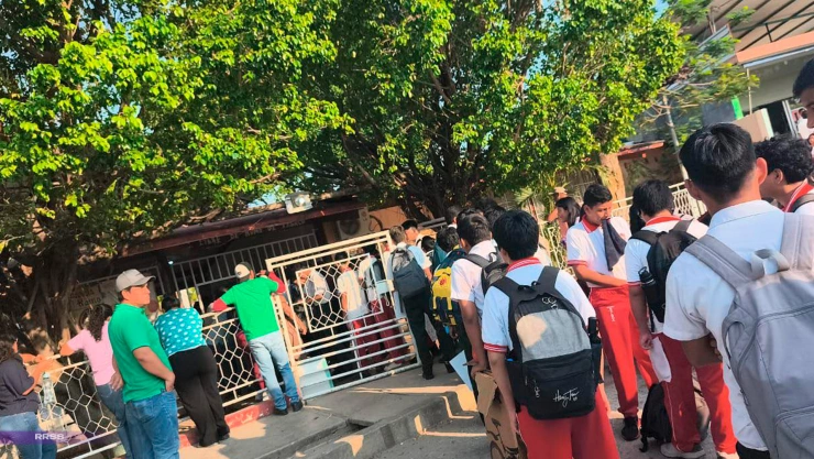 Reportan mensajes de tiroteo en escuelas de Tonalá, Chiapas