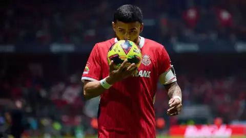 Alexis Vega reveló que Sinha lo convenció de volver al Toluca