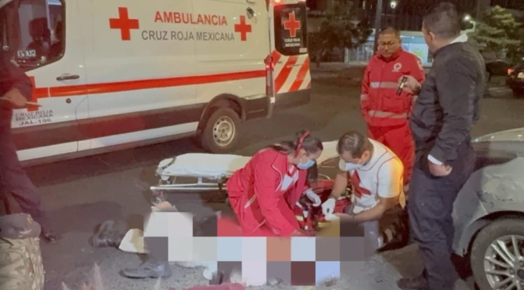 Muere hombre tras ser lanzado de cuarto piso en la ZMG de Jalisco